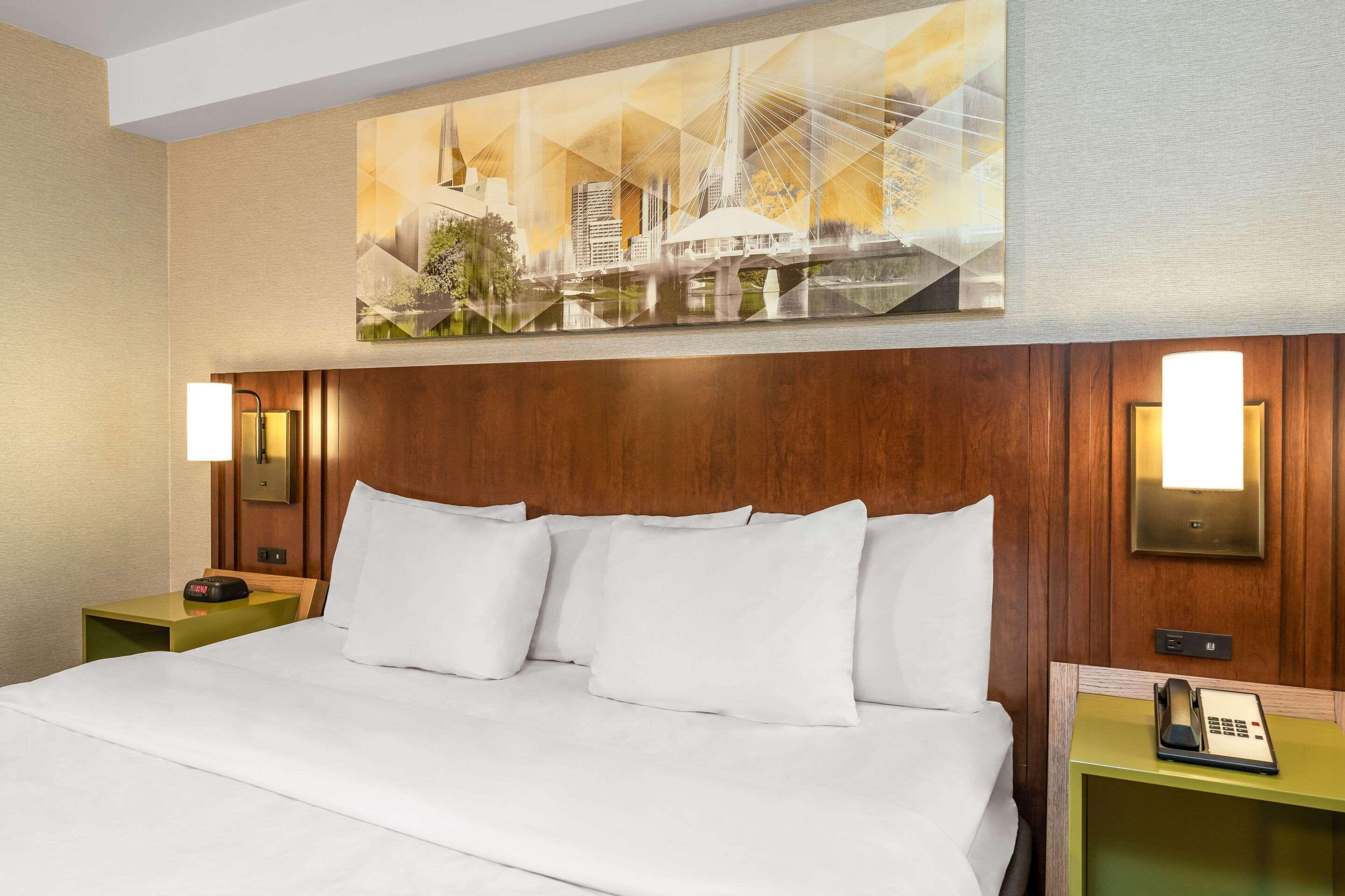 Comfort South Shore Inn