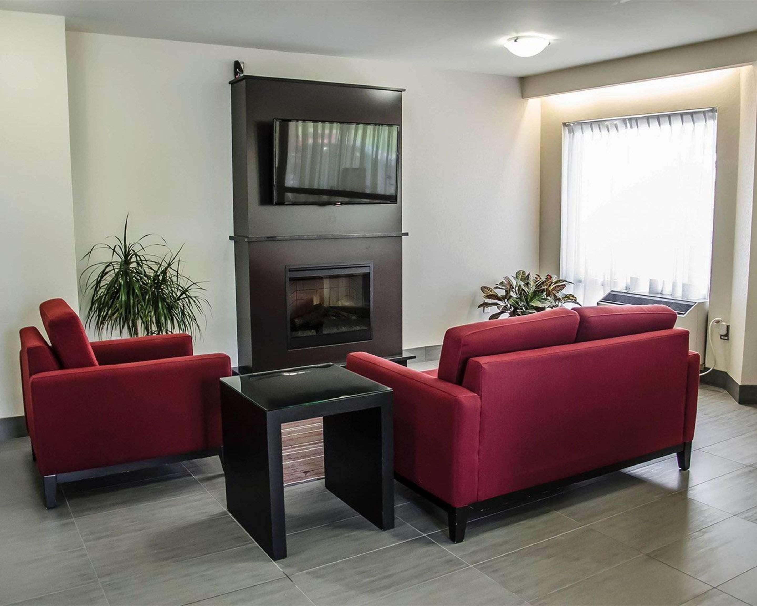 Comfort South Shore Inn 3*